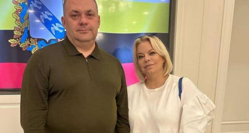 Яна Поплавская привезла гуманитарную помощь в Курск