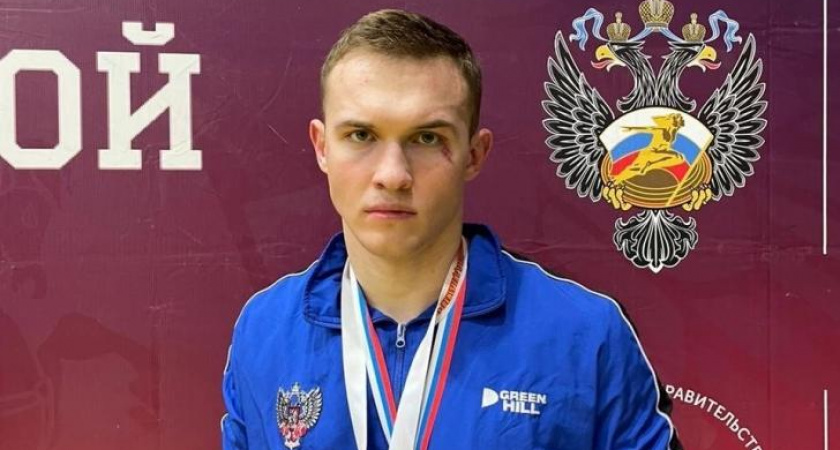 Курянин Михаил Усов стал чемпионом ЦФО по боксу