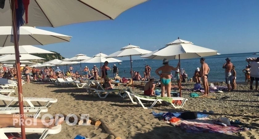 Купаться немыслимо: Черное море преподнесло неожиданный сюрприз отдыхающим