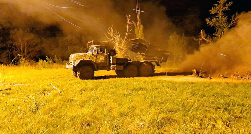 РСЗО «Град» наносят удары по позициям ВСУ в Курской области