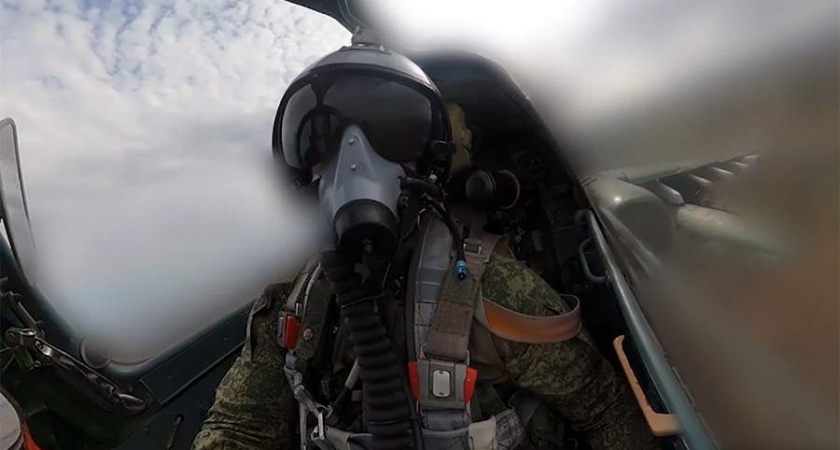 Су-25 России уничтожили технику и живую силу ВСУ в Курской области