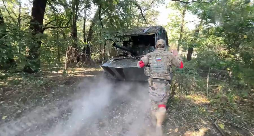 Российские десантники уничтожили группу украинских боевиков в Курской области