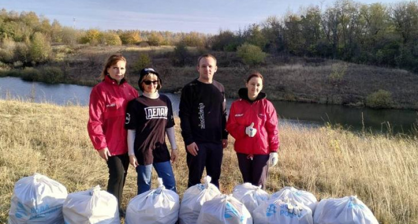 В Курской области очистили берег Среднего Ореховского пруда
