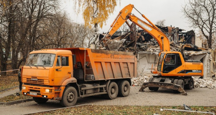 В Курске на месте сгоревшего кафе построят театр кукол