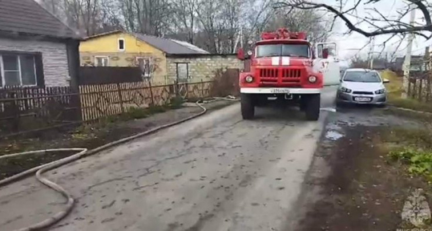 Курский пенсионер спас соседа из горящего дома