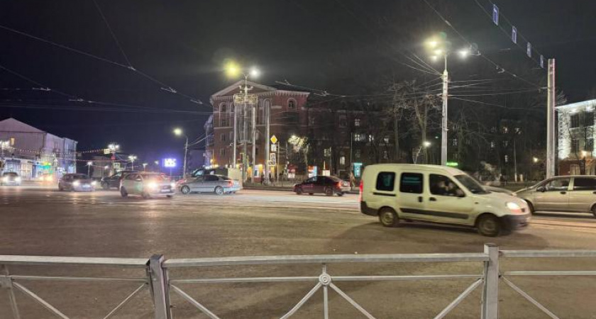 В Курске два дня не работают светофоры на площади Перекальского