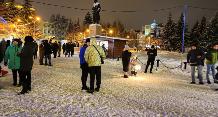 Встревоженные россияне отменяют все планы: новогодние каникулы 2024-2025 срываются из-за ситуации в стране