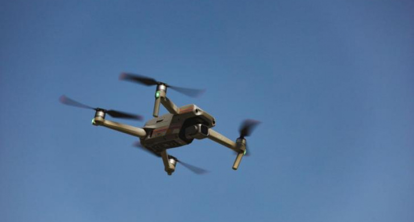 В Курской области дрон атаковал легковушку, есть пострадавший