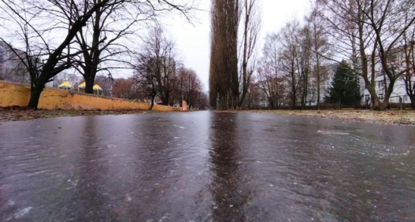 Курских водителей предупредили об опасном ледяном дожде