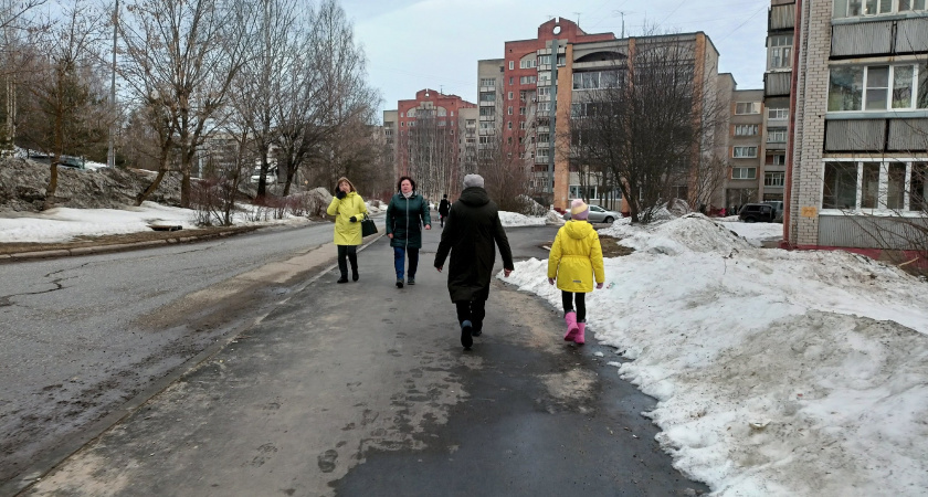Внезапные каникулы в школах перенесли: родители недовольны новыми весенними датами