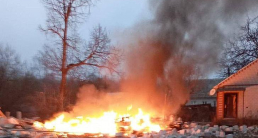 После обстрела в Курской области повреждены четыре жилых дома