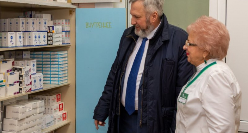 В Курской области проверили обеспечение льготников бесплатными лекарствами