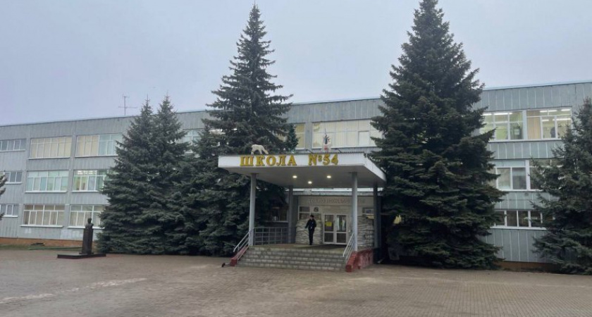 В школах Курской области усиливают меры безопасности