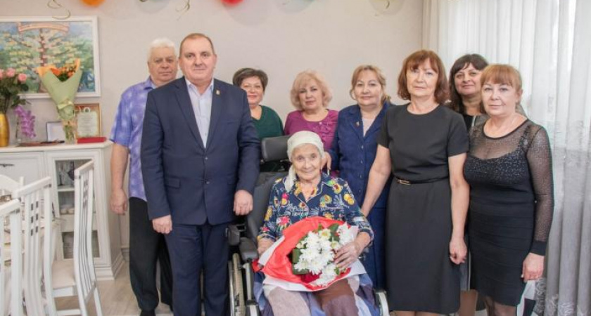 Жительница Курской области отметила вековой юбилей