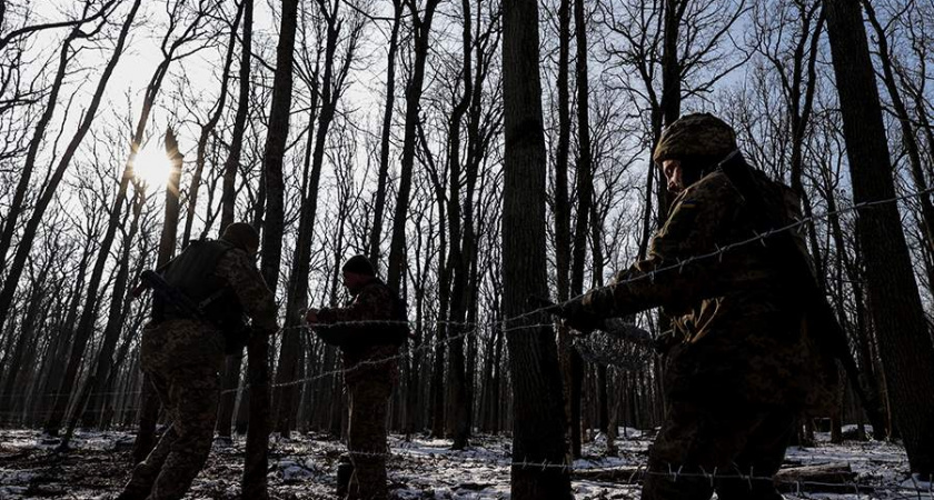 ВСУ потеряли более 510 военных и танк за сутки в Курской области