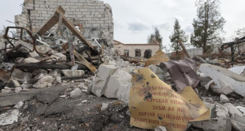 Молебен на руинах храма в Малой Локне: "Помолились о победе и помянули погибших"