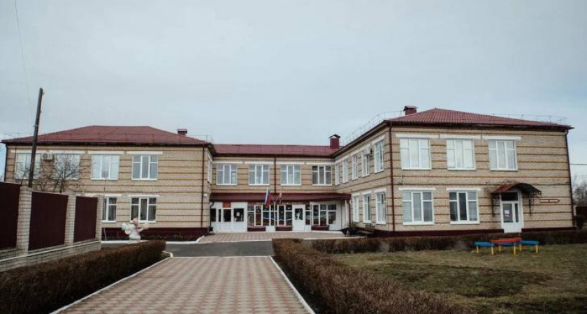 Хинштейн пообещал отремонтировать центр социальной помощи детям в Черемисиново