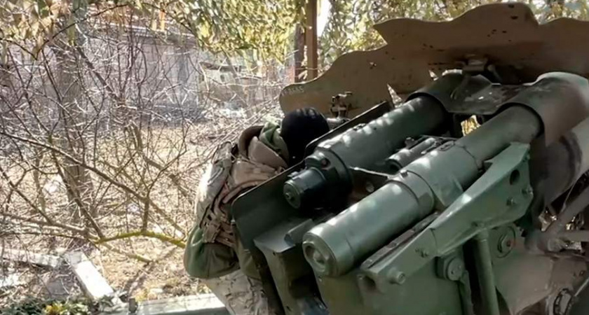 Артиллерия ВДВ уничтожила склад боеприпасов ВСУ в Курской области