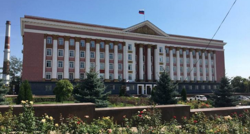 В Курской области проверят госслужащих на судимость до конца апреля