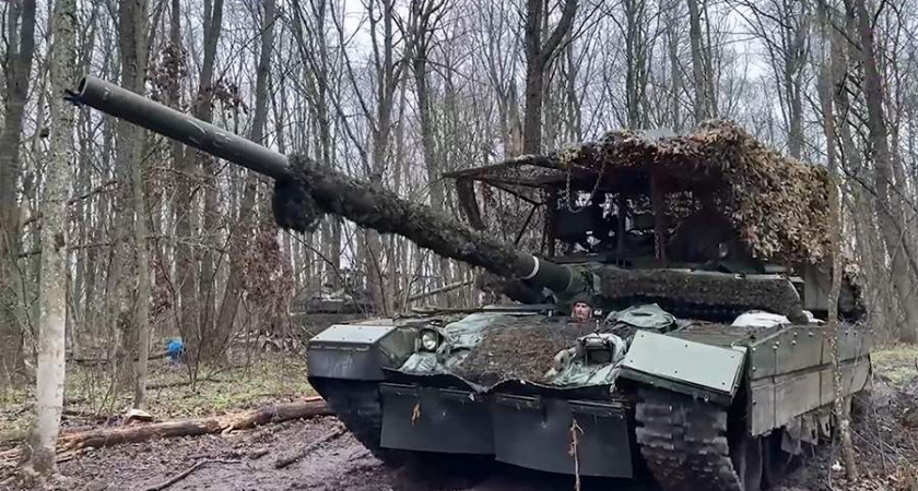Российские танкисты уничтожили позиции ВСУ в курском приграничье