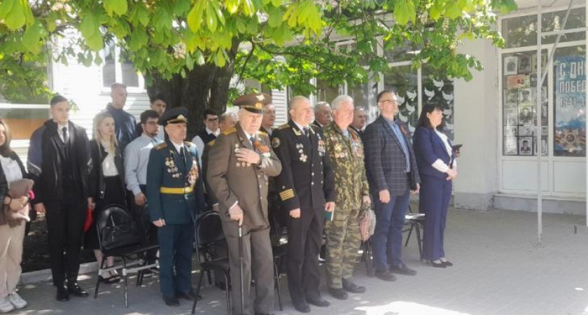 Более 2 тысяч курян получили выплаты ко Дню Победы