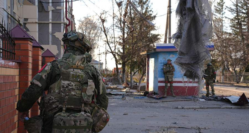 Жителям Глушковского района Курской области помогают покинуть опасные приграничные территории