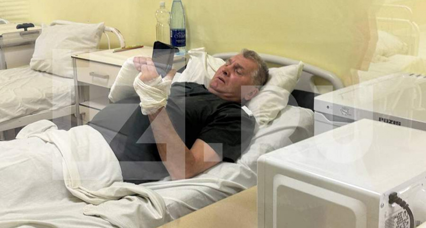 Глава Беловского района рассказал, как выпрыгнул из машины при атаке украинского дрона