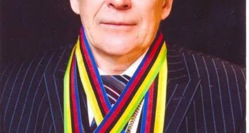 Александр Хинштейн поздравил первого олимпийского чемпиона из Курской области с днём рождения