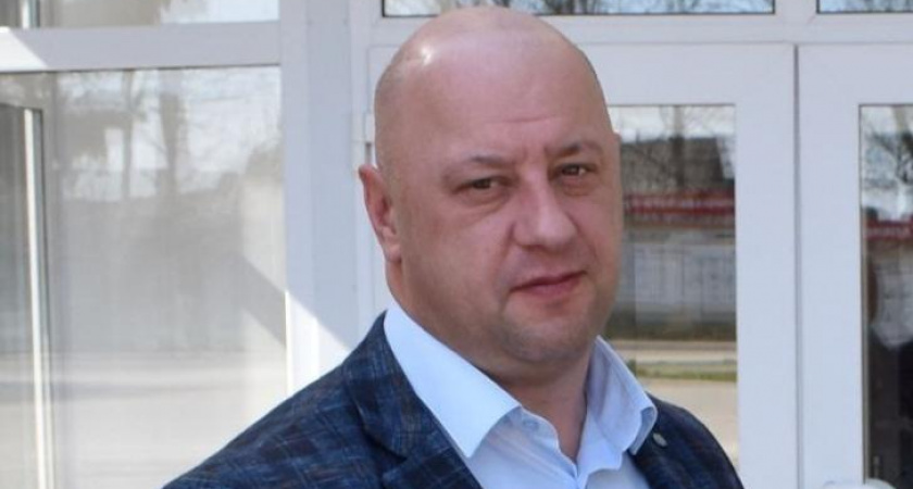 Глава Конышевского района записался добровольцем в БАРС