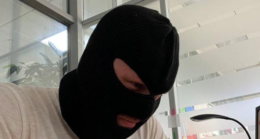 Замдиректора учебного заведения в Курске потеряла 1,4 млн рублей на инвестиционном мошенничестве