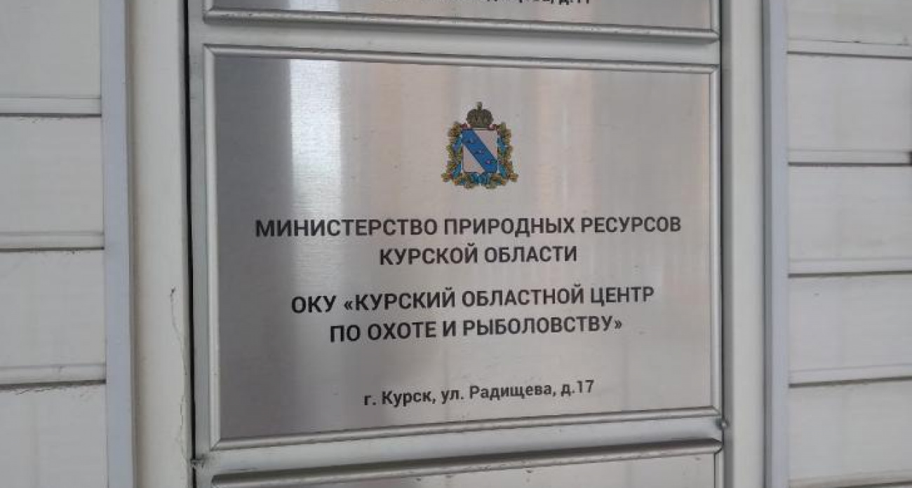 В Железногорске автосервис убрал свалку после жалоб жителей