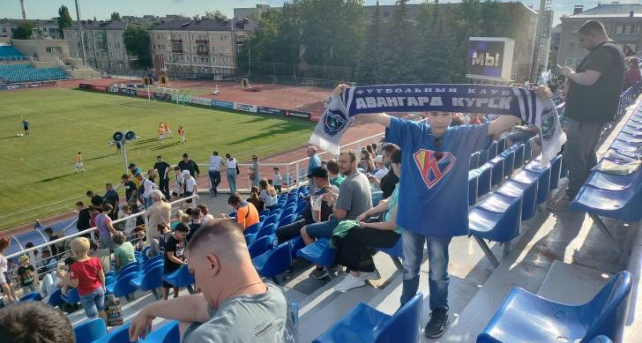 "Авангард" из-за режима КТО третий сезон подряд играет на чужих стадионах