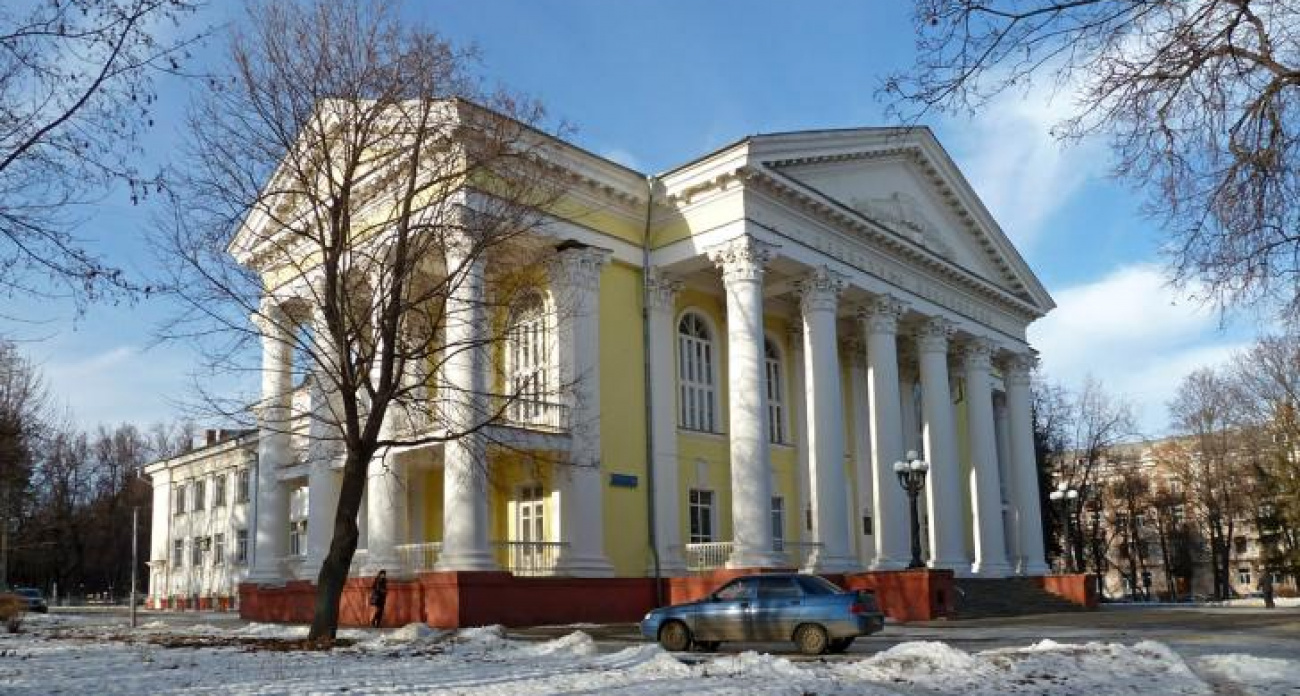 Одну из старейших библиотек Орла спасают от разрушения после возмущения в соцсетях