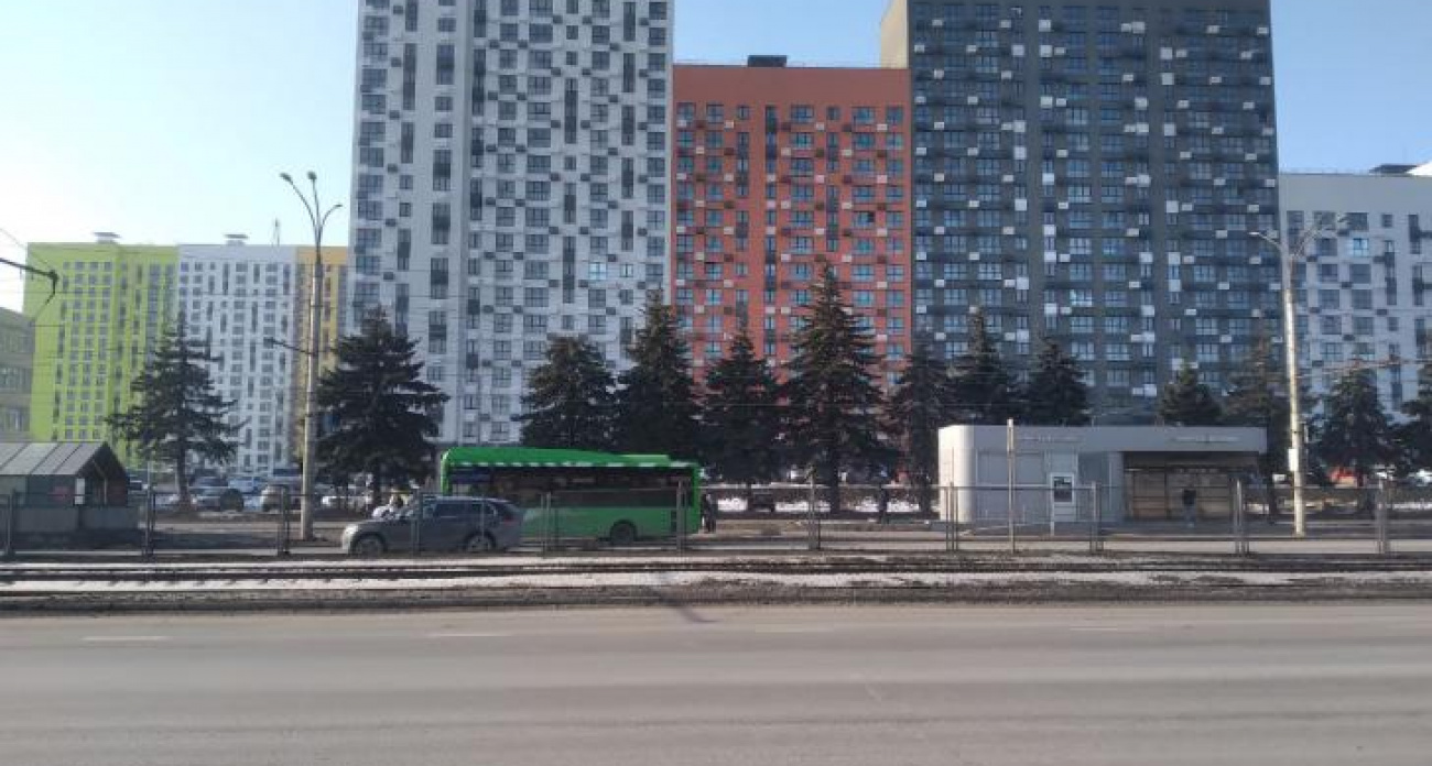 Хинштейн: ответственные за жилищные сертификаты "не в открытом доступе", но выдачу наращивают до 400 в месяц