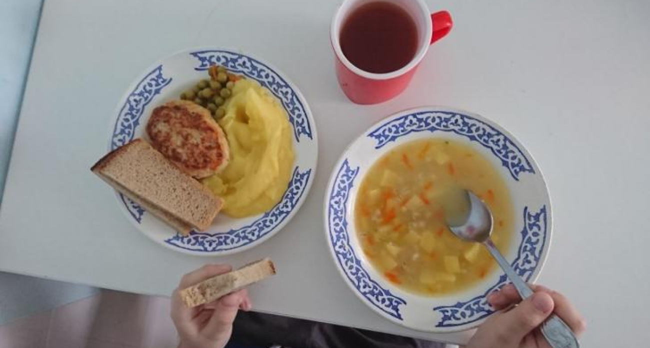 Куряне с низкими доходами тратят почти половину бюджета на еду — 45,9%