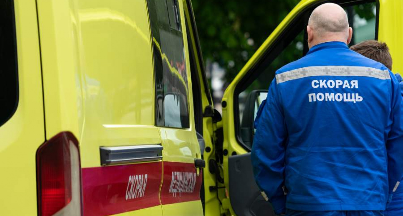 ВСУ атаковали жилой дом в Курской области: погибла женщина, среди 10 пострадавших — 14-летний ребенок