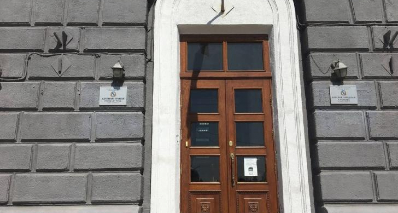 296 тысяч курян получили соцподдержку: семьи довольствуются 769 рублями в месяц
