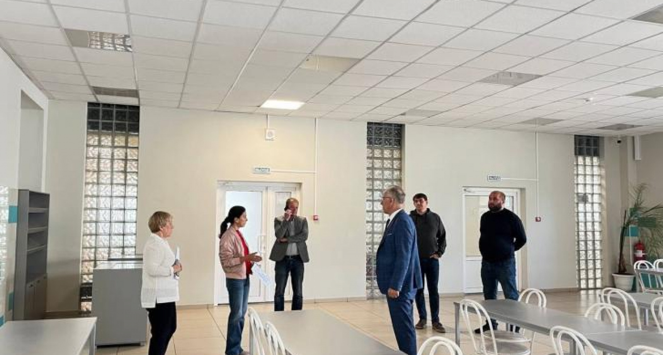 В Курской области после капремонта школ нашли более 30 нарушений и новые дефекты