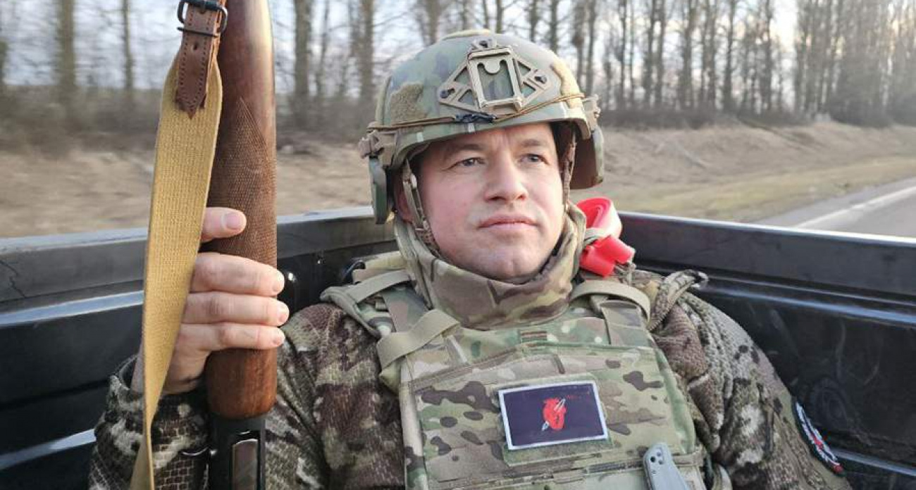 Военный блогер Алехин спешно распродал премиум-автопарк на 10 млн после скандала с отмыванием денег