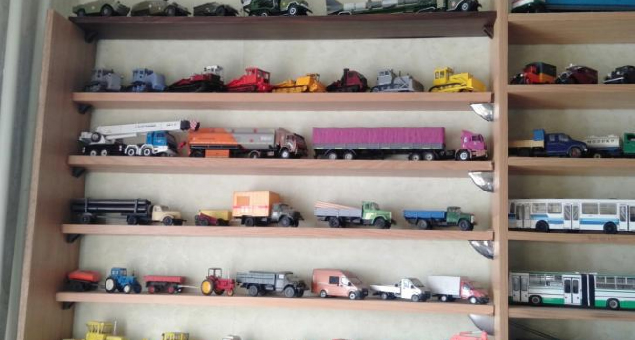 Инженер из Курска 25 лет создает модели машин из ватных палочек и собрал 200 экземпляров