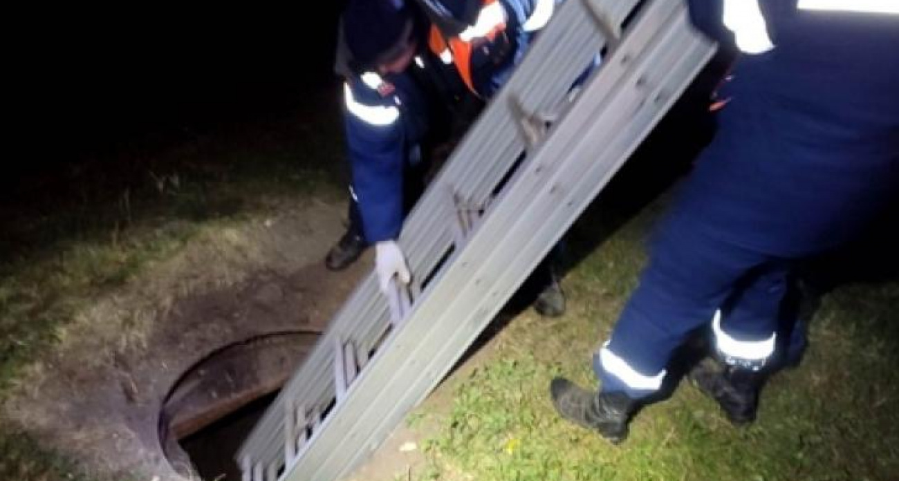 В деревне Ржава женщина найдена мертвой в технологическом колодце