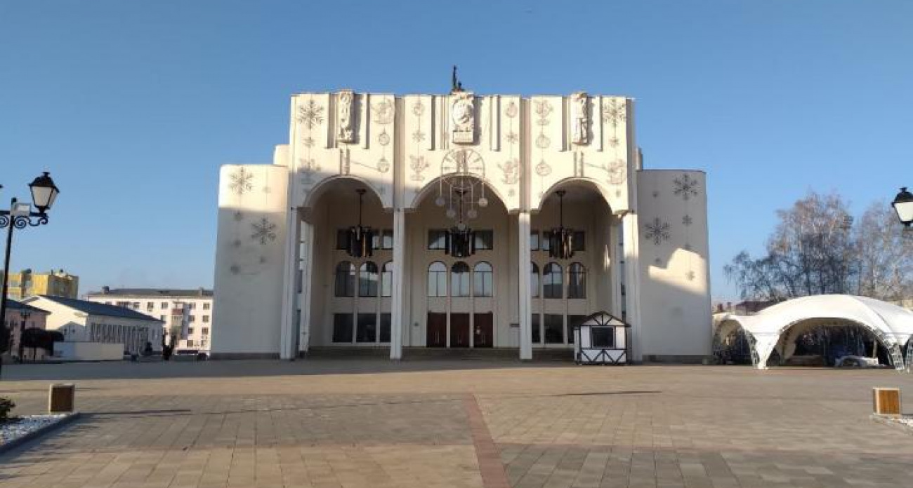 В Курске билеты на спектакли с Машковым размели за минуты: губернатор отменил броню для чиновников