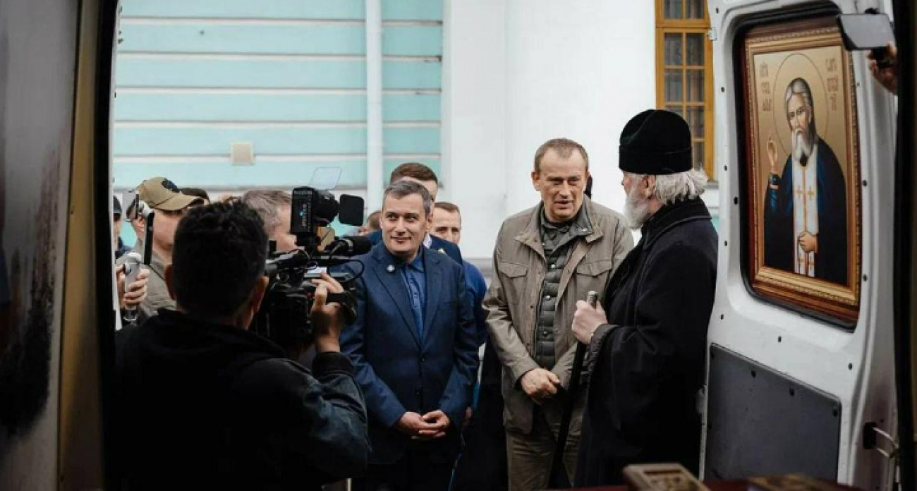 Губернатор Курской области поблагодарил Дрозденко за прием 300 детей в Ленобласти