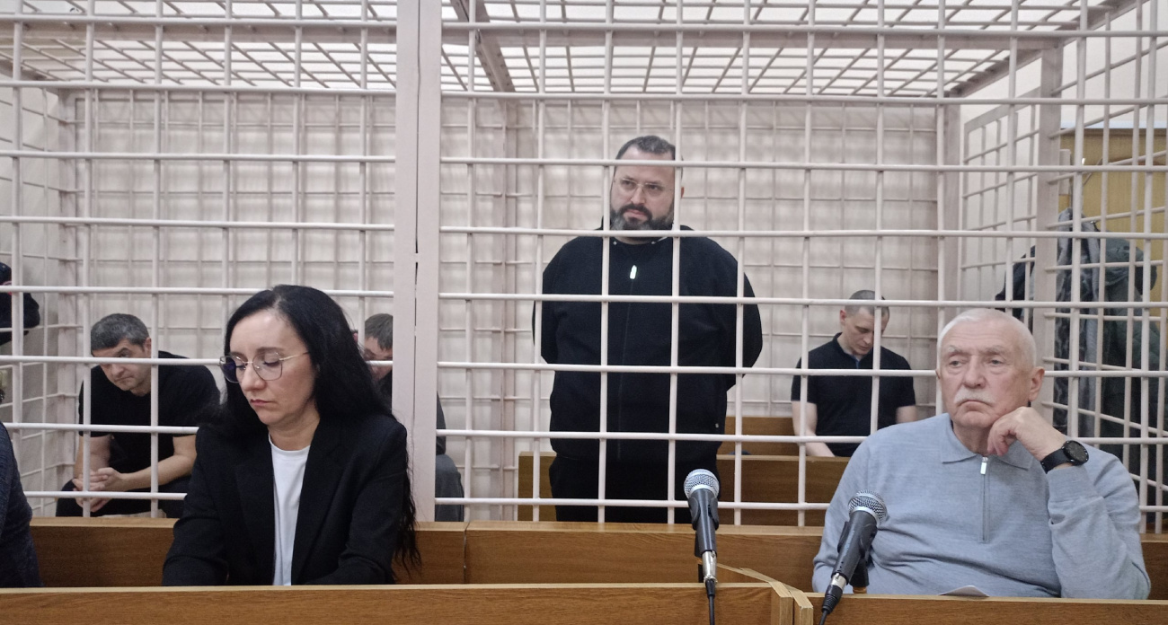 152 миллиона на фортификации в Глушковском районе: суд судит четырех экс-руководителей за хищение
