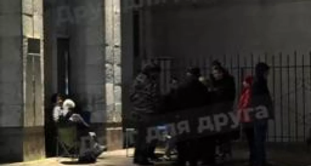 Курск: очередь за билетами Маши Кот и изменение графика гумпомощи - главные новости за 29 октября