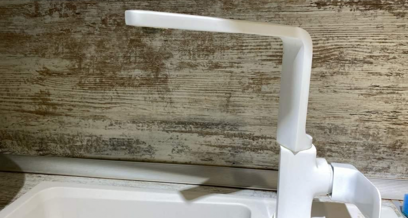 Курскводоканал оставил без воды четыре улицы из-за аварийной замены арматуры