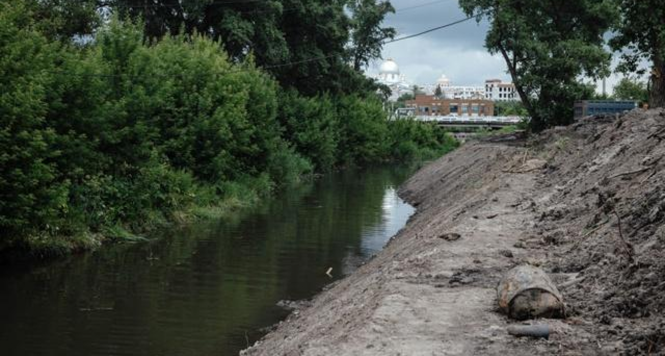 12 курян снесли заборы у Тускари, еще 19 упрямцев отправили в прокуратуру