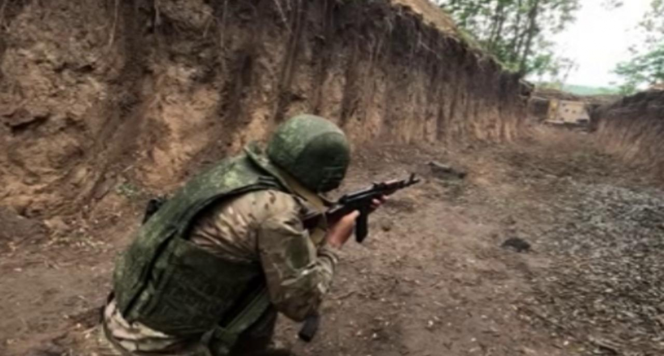 «Благодаря его разработкам страна защищает себя»: Курск чествует создателя легендарного АК-47