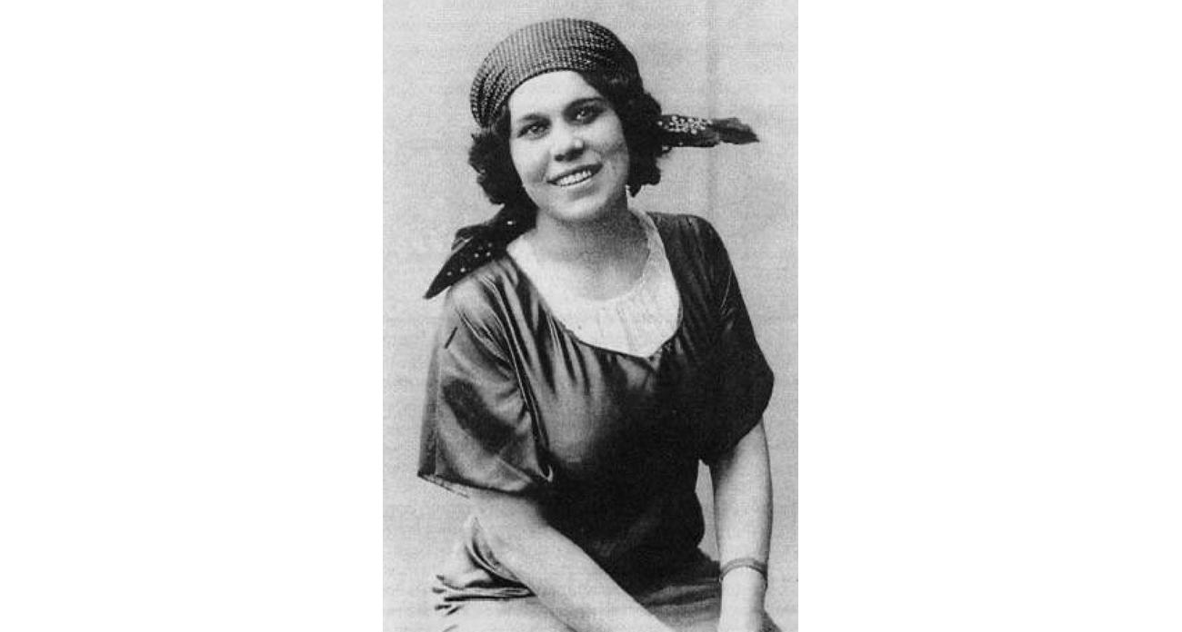 Могила «Курского соловья» Надежды Плевицкой во Франции оказалась заброшена и без таблички