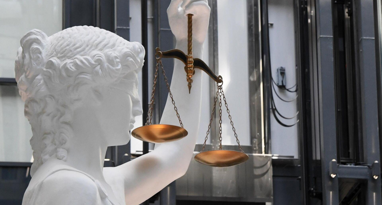 Суд по хищению 152 миллионов на курских укреплениях отложили из-за отсутствия обеда для обвиняемых